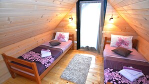 Signature Bungalow | Iron/ironing board, free WiFi, bed sheets - Holiday Homes & Bungalows Povija (Niksic)