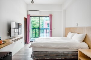 Cortinas blackout, sistema de insonorización y wifi gratis 