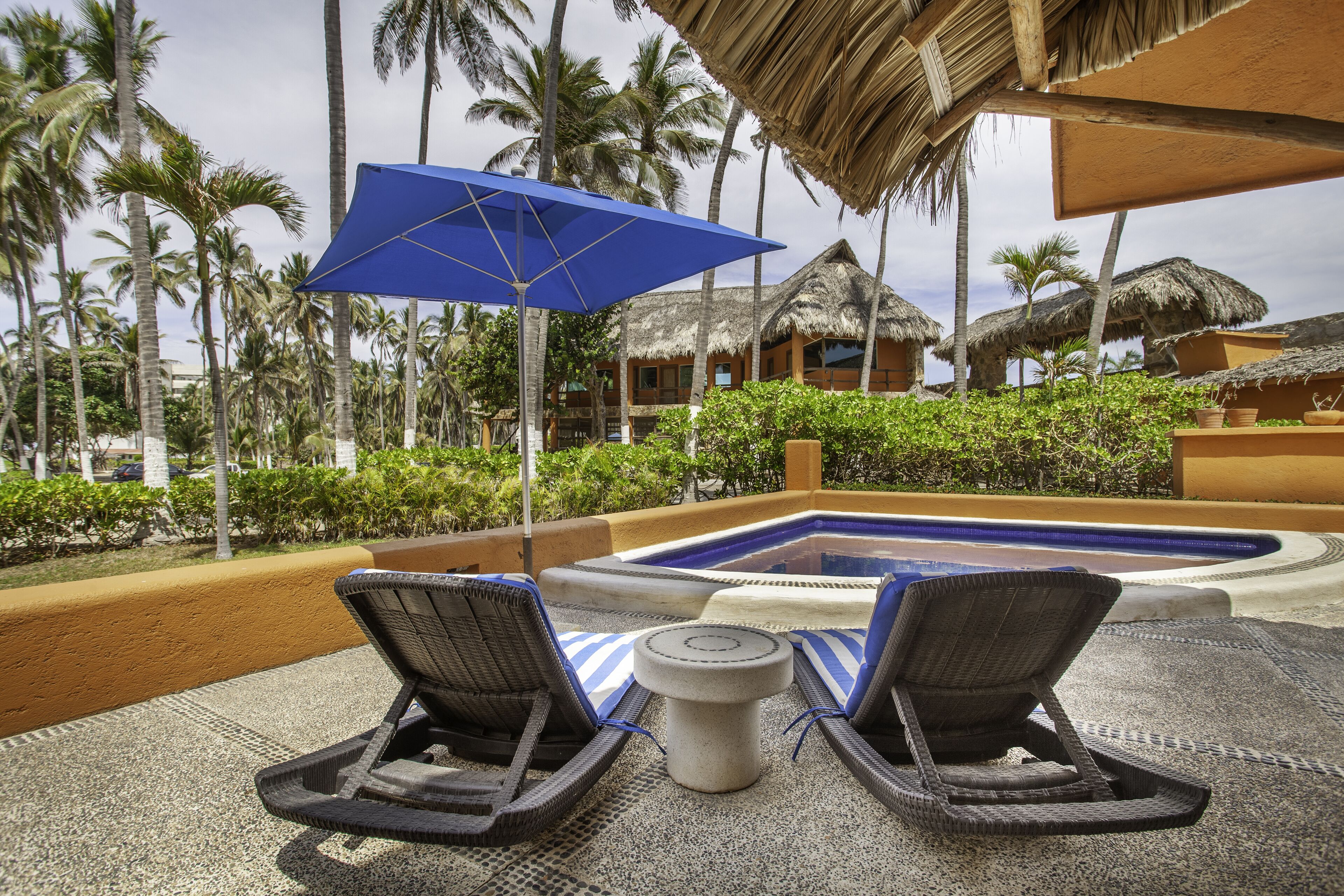 Villa Pichilingue | Terrace/patio