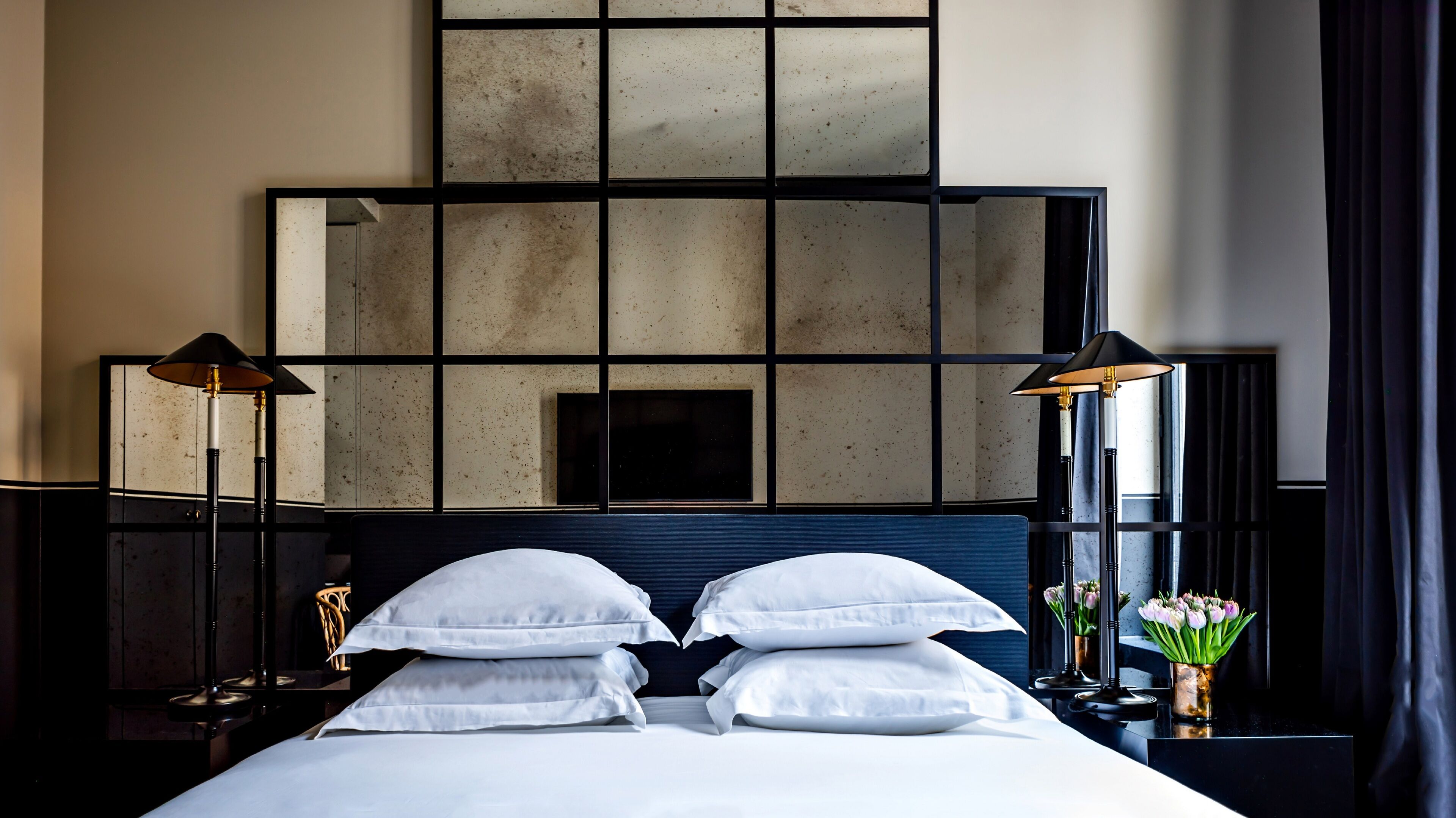 executive room | 1 bedroom, hypo-allergenic bedding, minibar, in-room safe