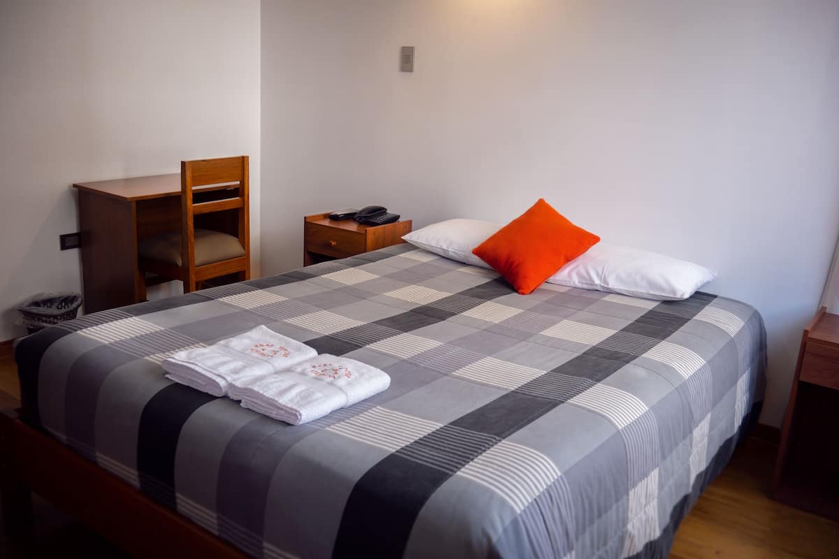 Wifi gratis y ropa de cama