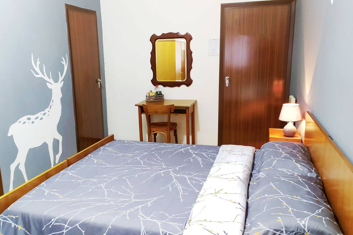 Down duvets, minibar, iron/ironing board, free WiFi