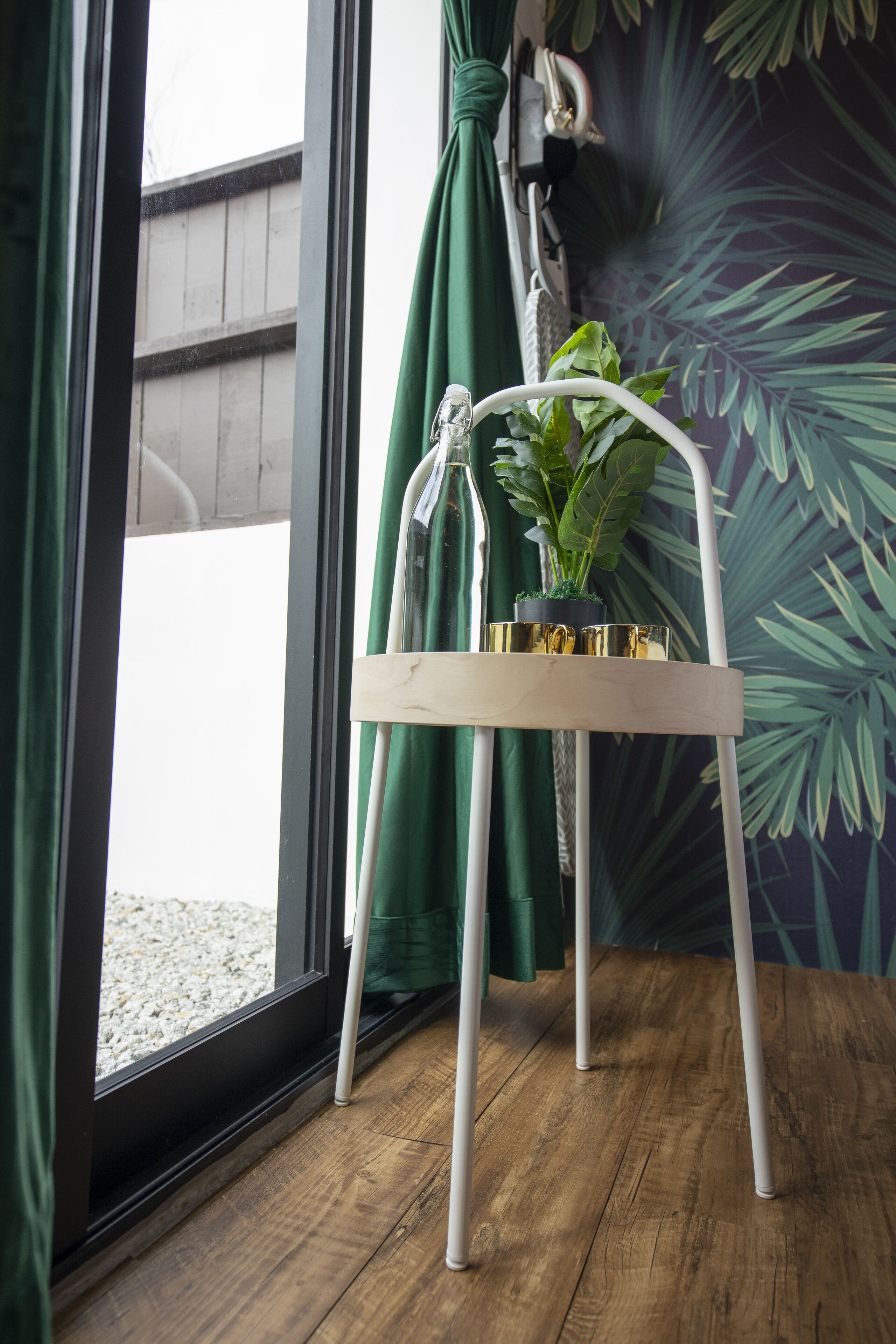 room, garden view | premium bedding, minibar, in-room safe, desk