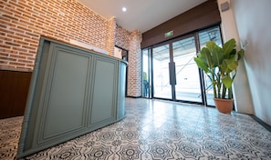 Property entrance - Reunion Carnarvon (George Town)