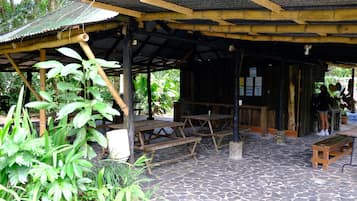 Nhà hàng