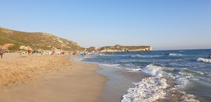 Beach nearby, beach bar - Patara Caretta Hotel (Kas)