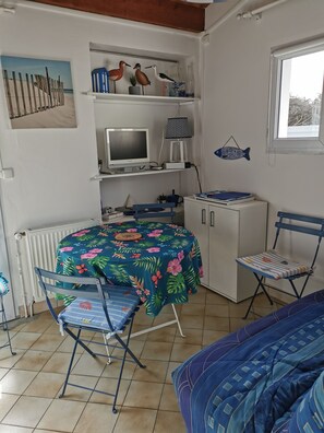 2 chambres, fer et planche à repasser, Wi-Fi