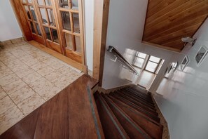 Interior entrance - Casa Jainen (Ushuaia)