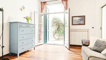 Appartement, 1 chambre | Coin séjour