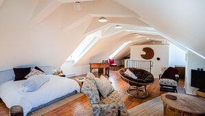 Blendingsgardiner, reiseseng for barn, wi-fi (inkludert) og sengetøy