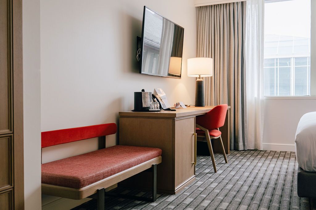 hypo-allergenic bedding, desk, iron/ironing board, free wifi