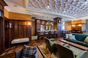 Pub - The Knight Center at Washington University (St. Louis)