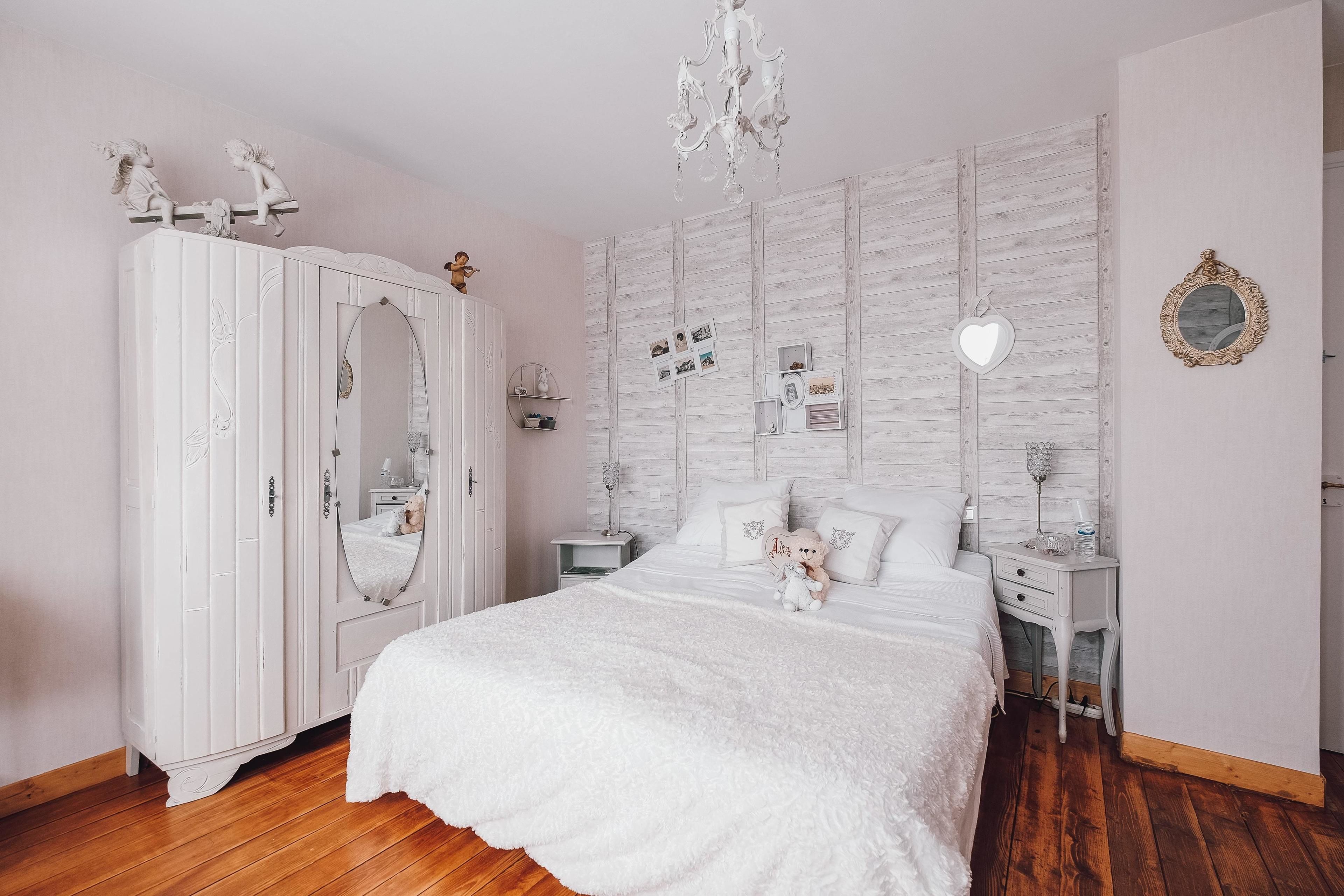 Chambre avec lits jumeaux (Anges) | Décoration personnalisée, ameublement personnalisé, rideaux occultants