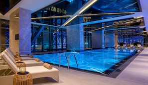 Indoor pool, pool loungers