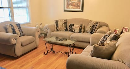 Minutes from Downtown