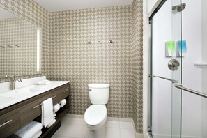 Badkamer met douche