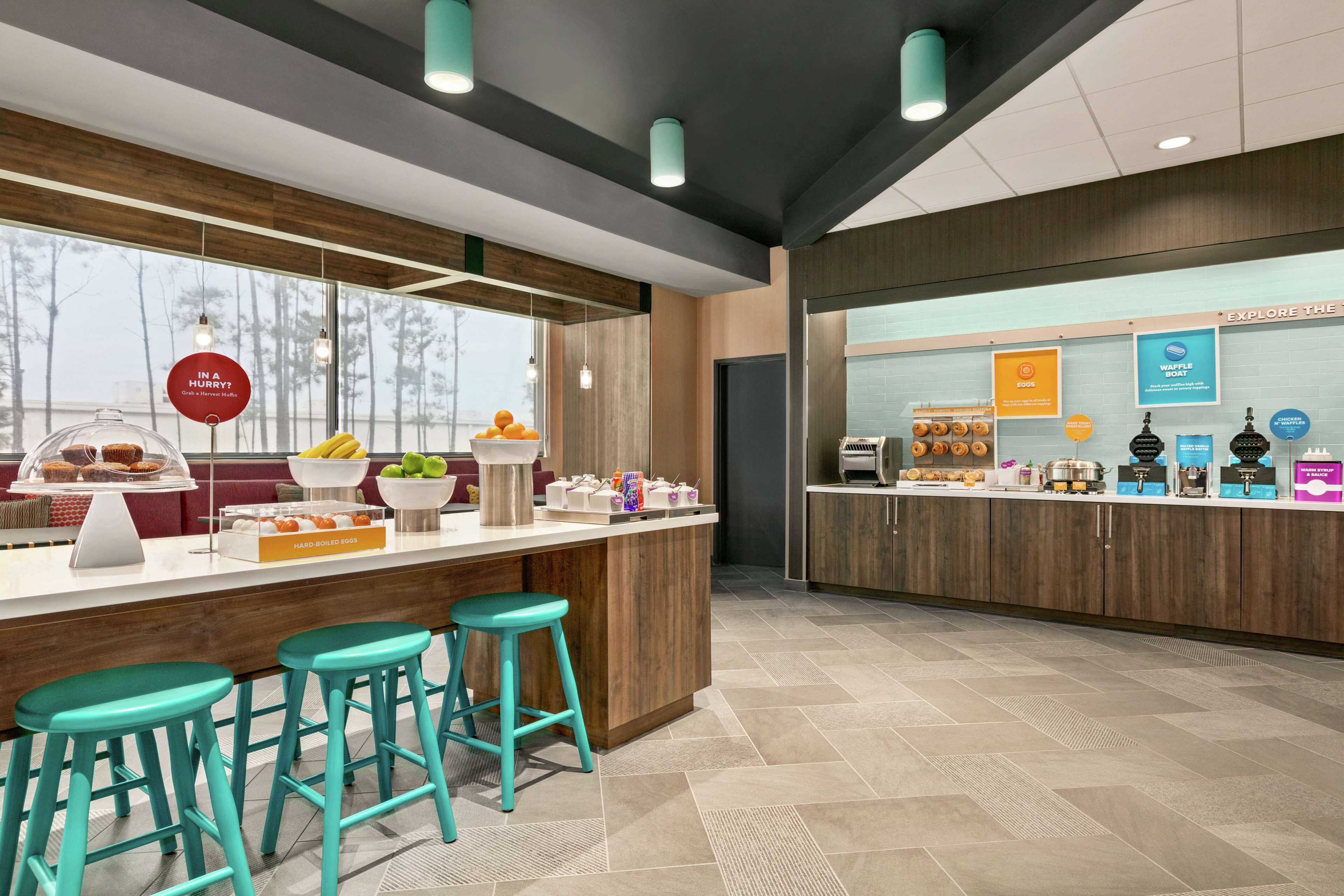 free daily continental breakfast