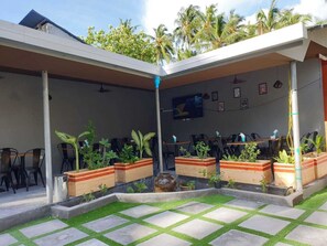 Exterior - Sunbreak View (Magoodhoo)