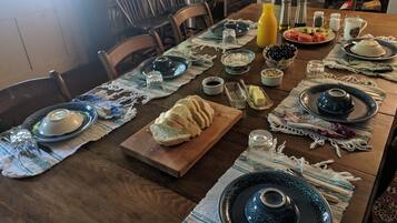 Free daily full breakfast