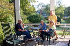 Porch - The Anderson Cottage Bed & Breakfast (Warm Springs)