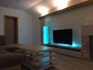 Family Villa, 4 Bedrooms | Living area - Vip villa (Sarajevo)