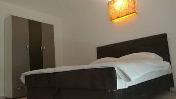 Family Villa, 4 Bedrooms | 4 bedrooms, free WiFi