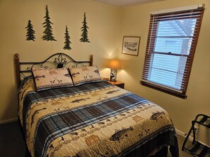 2 soverom, strykejern/-brett, wi-fi (inkludert) og sengetøy