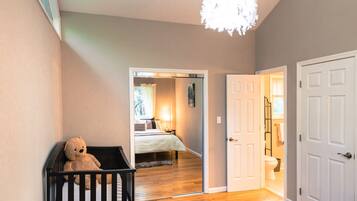 3 habitaciones, tabla de planchar con plancha y wifi gratis