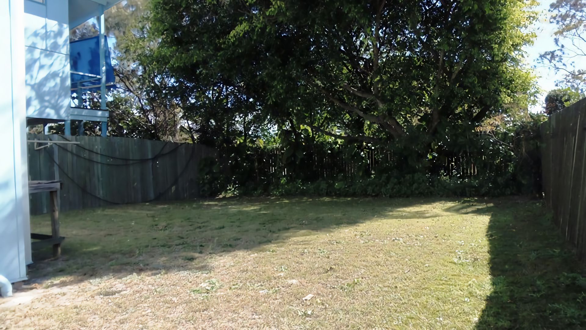 COOLAMAINE 2 - Rainbow Beach. Easy walk to beach and shops. — image 16