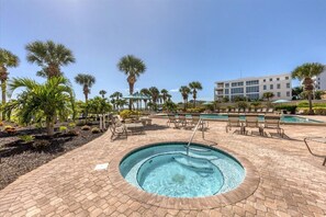 Uklassifisert bilde, 2 av 47, knapp