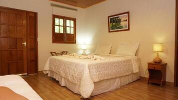 Minibar, in-room safe, desk, free WiFi