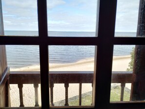 Interior - BEACH VIEW, Lake Merin, URUGUAY. (Lago Merín)
