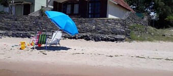 BEACH VIEW, Lake Merin, URUGUAY.