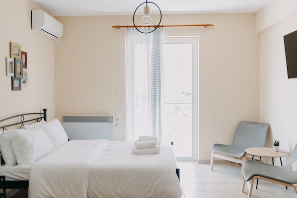 1 bedroom, iron/ironing board, WiFi, bed sheets