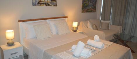 1 bedroom, iron/ironing board, WiFi, bed sheets