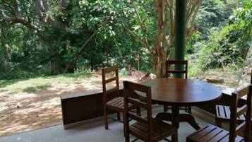 Daily local cuisine breakfast (USD 3 per person)