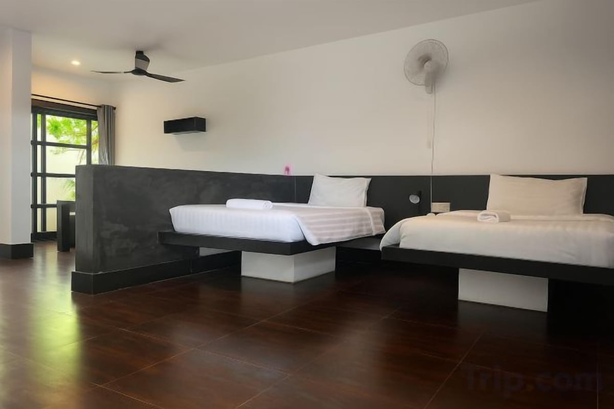 1 bedroom, blackout drapes, WiFi (free), individually decorated