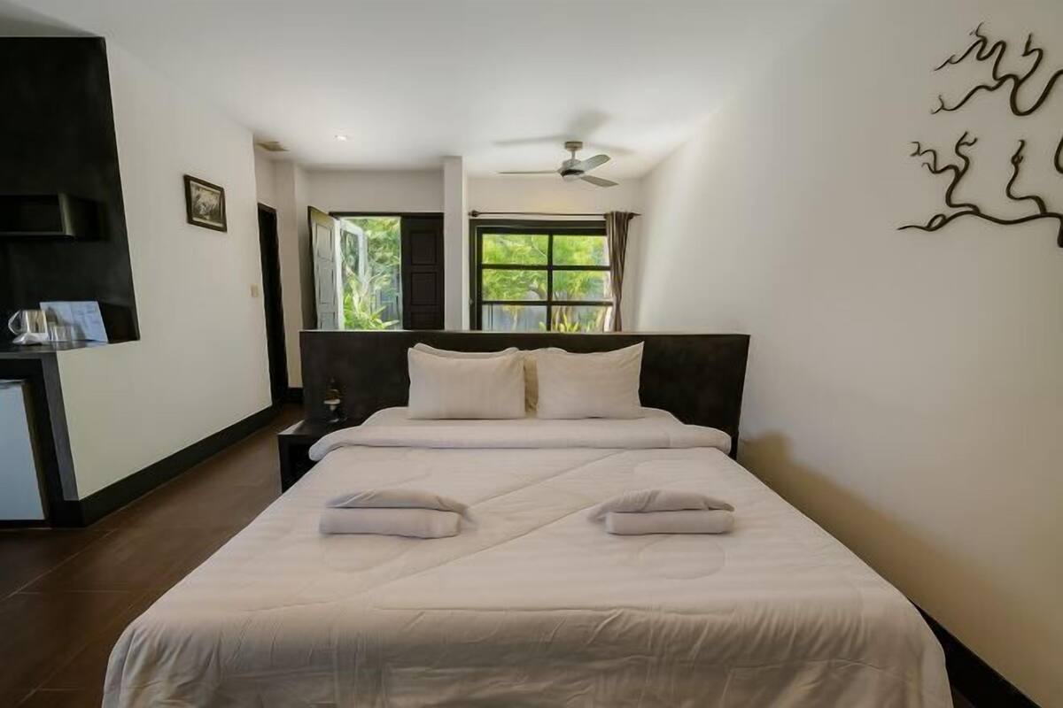 1 bedroom, blackout curtains, free WiFi, individually decorated