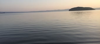 A home by the lakeside