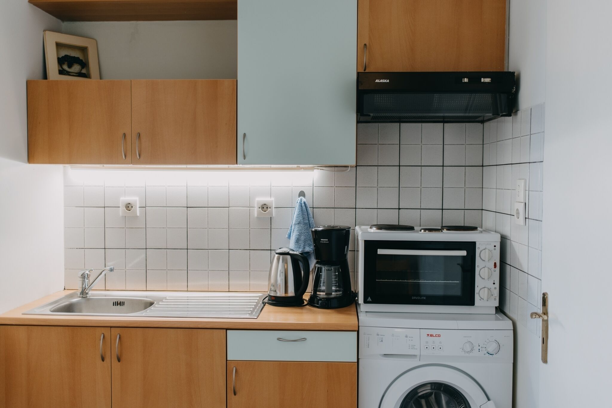 雪櫃、焗爐、爐具、咖啡機/沖茶器