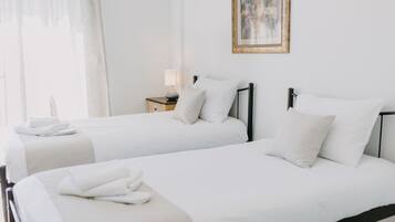 1 camera, una scrivania, ferro/asse da stiro, Wi-Fi