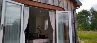 Gorgeous, modern, spacious lodge house