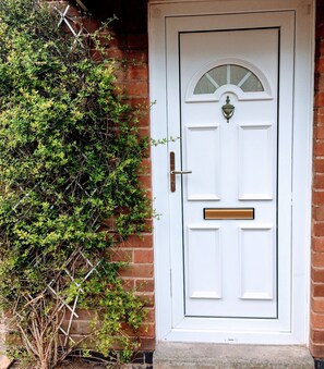 تفاصيل الفندق من الخارج