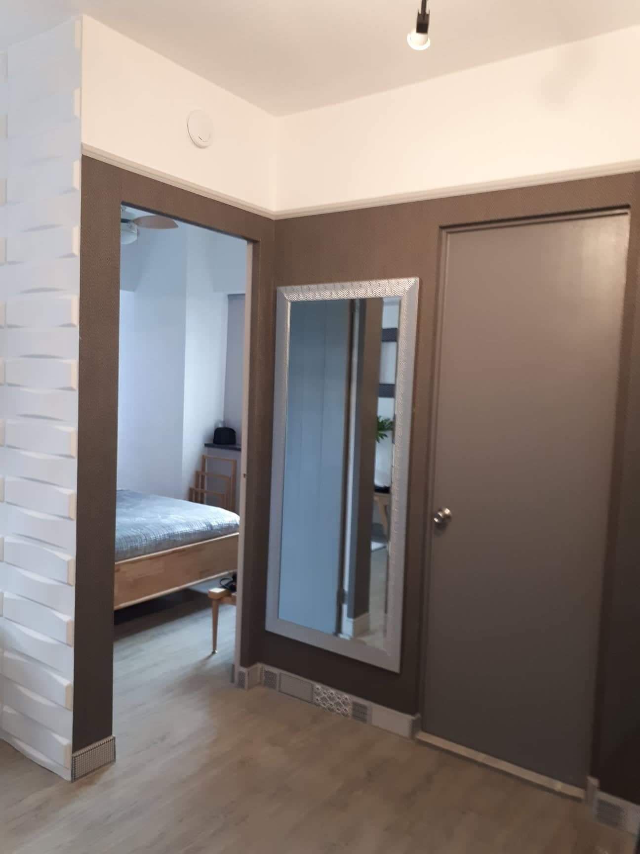 1 bedroom, desk, iron/ironing board, WiFi