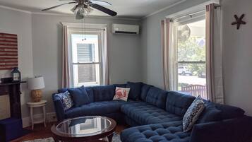 Smart TV, fireplace, DVD player