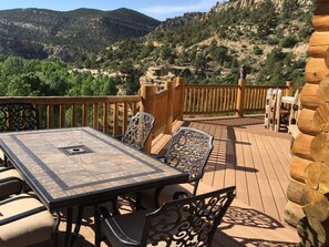 Outdoor dining - Jewel of Escalante LLC (Escalante)