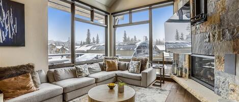 智能電視、壁爐