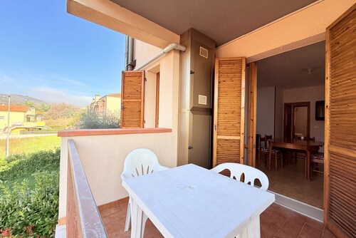 N034 - Numana, large apartment with terrace