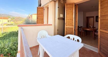 N034 - Numana, large apartment with terrace