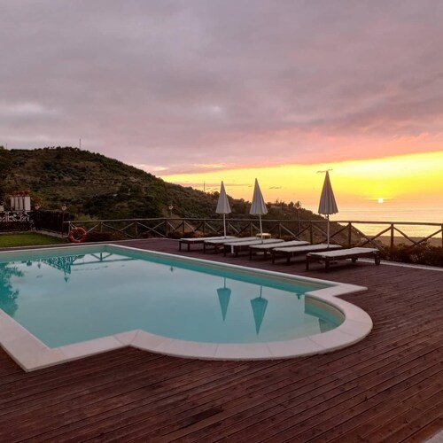Villa Tecla with pool and sea view